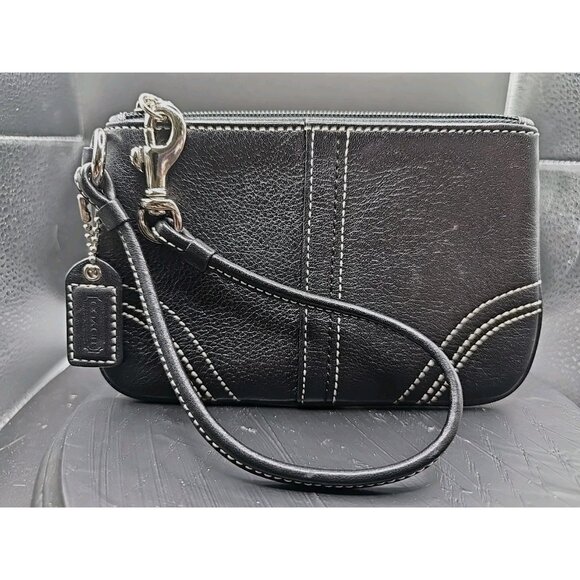 Vtg Coach Black Leather Zip Wristlet Purse 6.5" Original Box Pouch Clutch EUC - Picture 1 of 9